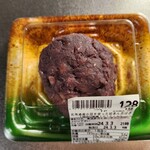 Maruetsu - 北海道産小豆を使った粒あんおはぎ(138円)