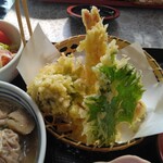 たんぽぽ - 海老、ちくわ、大葉、さつまいも、ふきのとうが嬉しい♬