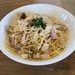 スパゲッティ専門 こぱぞう - ベーコンとキノコのクリームスパゲッティ