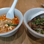 餃子と炙り こけこっこ - 