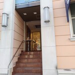 カファレル - 入口への階段