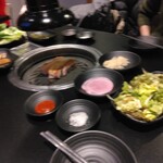 熟成肉専門店 ヨプの王豚塩焼 - 