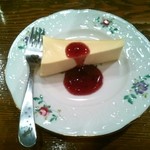 こらっと - チーズケーキ\400フォークにも猫♪