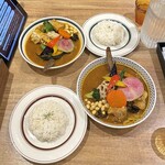 Rojiura Curry SAMURAI. - 豚角煮とチキン1/2と野菜　￥1,650