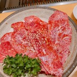 ホルモン焼肉 かめつる - 