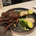 心斎橋 極上鍋で作る活オマール海老のハーブ蒸し 貝と海老そして蟹 - 