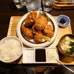 Yo-shoku OKADA - ●岡山産大粒牡蠣フライ定食 3Lサイズ 5個！　1,880円
            
            を注文した