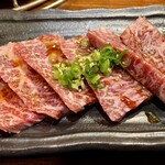 炭火焼肉 ホルモン にく式 - ウチハラミ
