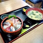 Kaisen Oshokujidokoro Ginzou - ■海鮮丼定食 ￥1.518(全景)