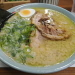 家系ラーメン 近藤家 - 左面