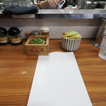 家系ラーメン 近藤家 - 卓上