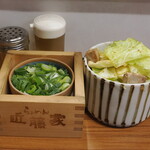 家系ラーメン 近藤家 - 青ねぎとキャベチャー