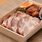 尾島商店 - 料理写真:尾島の海苔弁＠税込1,188円│日曜16:03頃訪問