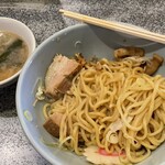 あぶら～亭 - あぶら〜麺　混ぜたところとスープ