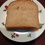 ビーグルベーカリー - 試食用のパン(全粒粉)