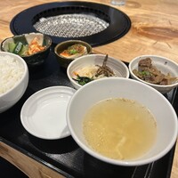 焼肉トラジ 名古屋セントラルタワーズ店 - 