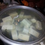 うえ村 - 鍋最初は豆腐から