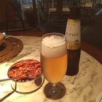 ヘイフンテラス - ノンアルコールビールにおつまみはクルミの飴炊きサービス♡