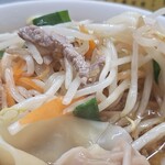 中華麺店 喜楽 - もやしがシャキシャキ