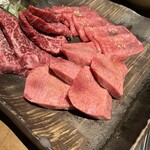 Ebisu Yoroniku - 