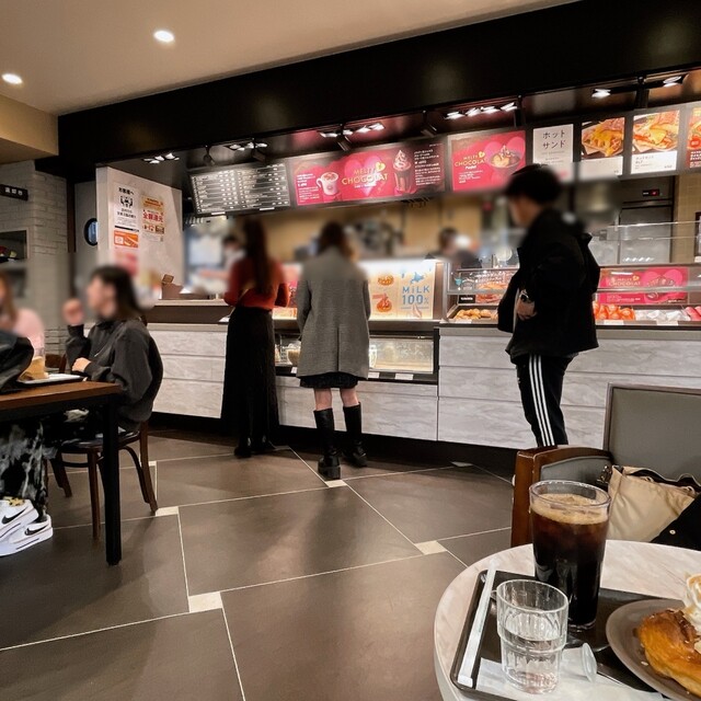 Saint Marc Cafe Seibu Shinjuku Pepe Ten photo 5