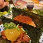 Sushi To Kushi To Watakushi - 