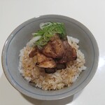 Raamen Sando - 炙りチャーシュー丼