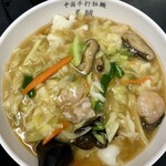 中国手打拉麺 馬賊 - 