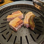 ヨプの王豚塩焼 熟成肉専門店 - 