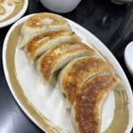 中国手打拉麺 馬賊 - 焼き餃子