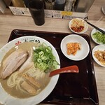 濃厚鶏白湯ラーメン 鶏味万彩 - 