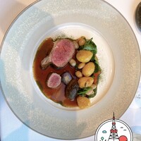 ベージュ アラン・デュカス 東京 - 