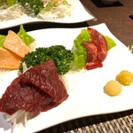 馬肉料理 和牛もつ鍋　姫桜 - 