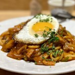 洋食 おがた - 王道のナポリタンをアップデート