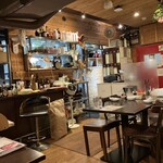 ステーキ居酒屋300B ONE - 店内雰囲気