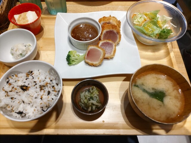 Obon de Gohan Lalaport Aichitogo Ten