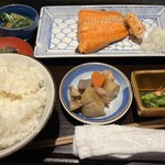 串打ちジビエと鰻串 新宿寅箱 - 