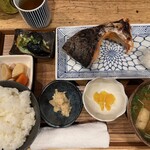 串打ちジビエと鰻串 新宿寅箱 - 