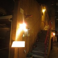 ラ・トゥーエル - 隠れ家な雰囲気