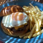 KAKUMEI Burger & cafe - 