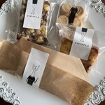 オヤツヤ ユー - 