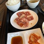 Minato Mirai De Yakiniku Douraku - 