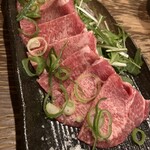 にくちゃん - 黒毛和牛タン刺し