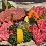 蔓牛焼肉 太田家 - 特選焼肉盛(2~3人前)¥8,800