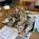 まる尾水産 - 食べ放題の焼き牡蠣