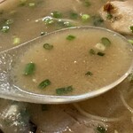 一骨入魂 - 熟成豚骨のスープ