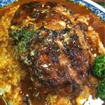 おさ - しっかりと焼かれたハンバーグ。カレーが旨い！