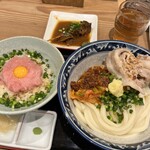 難波千日前 釜たけうどん - 