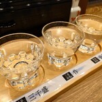 田楽茶屋 くすむら - ちょい呑みセット(1,600円)の日本酒三種