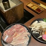 純系名古屋コーチン 鶏や なか山 - 